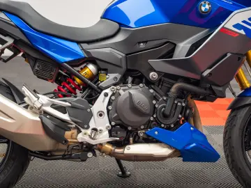 BMW Motorrad F 900 XR