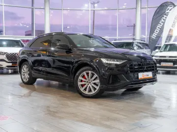Audi Q8 E-tron quattro 3.0