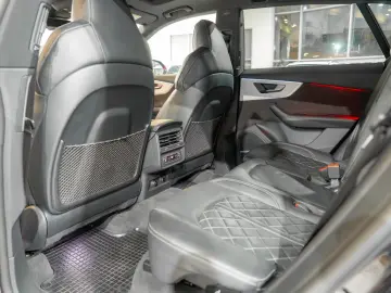 Audi Q8 55 TFSIe