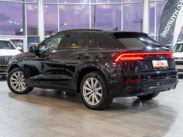 Audi Q8 55 TFSIe