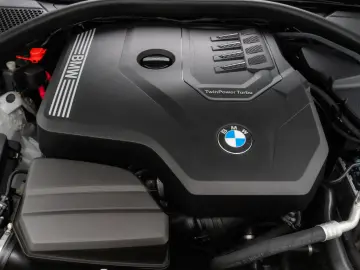 330i xD M Sport Kamera HUD DAB ACC Alarm 19Zoll