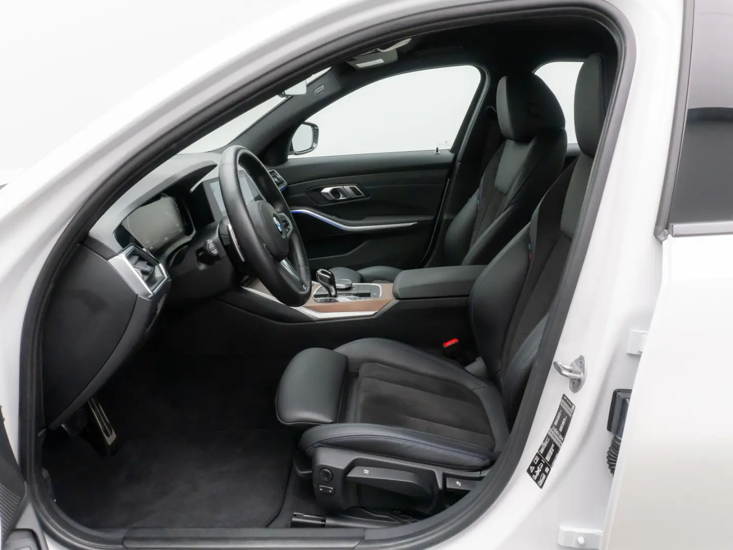 330i xD M Sport Kamera HUD DAB ACC Alarm 19Zoll