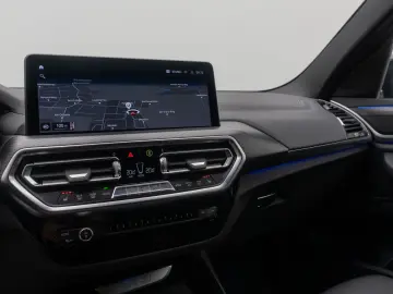 X3 xD30d M Sport 360 Laser Standheizung HiFi DAB