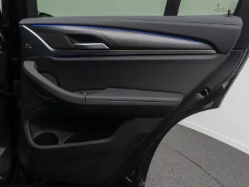 X3 xD30d M Sport 360 Laser Standheizung HiFi DAB