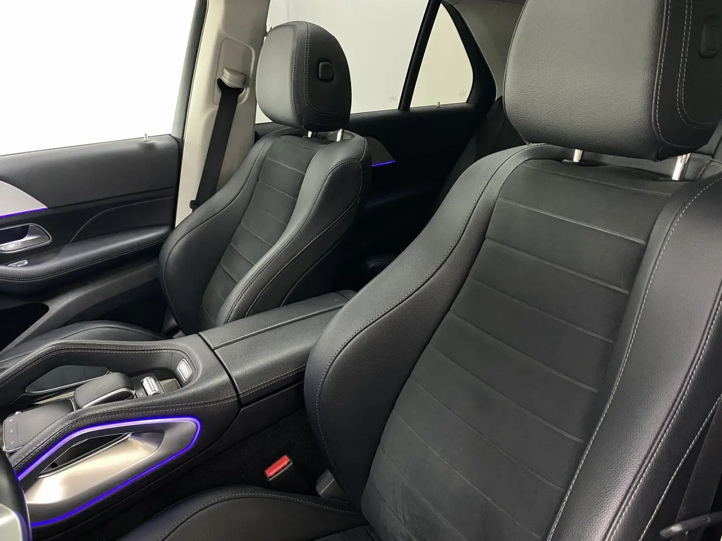 GLE 300 d 4M AMG NIGHT PANO AHK AIR LED KAM 22