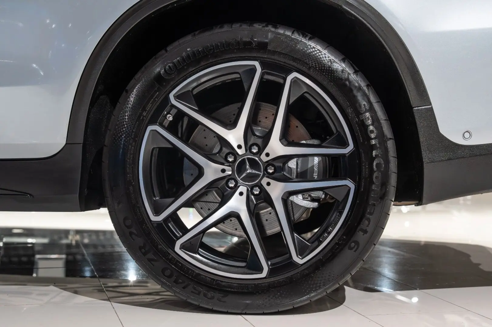 GLC 63 AMG 4Mat. PERF.ABGAS NIGHT PANO 20 LM 1HD