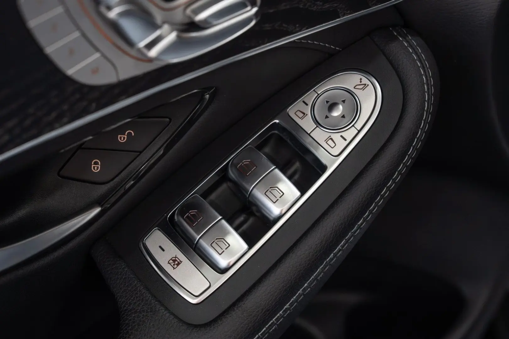 GLC 63 AMG 4Mat. PERF.ABGAS NIGHT PANO 20 LM 1HD