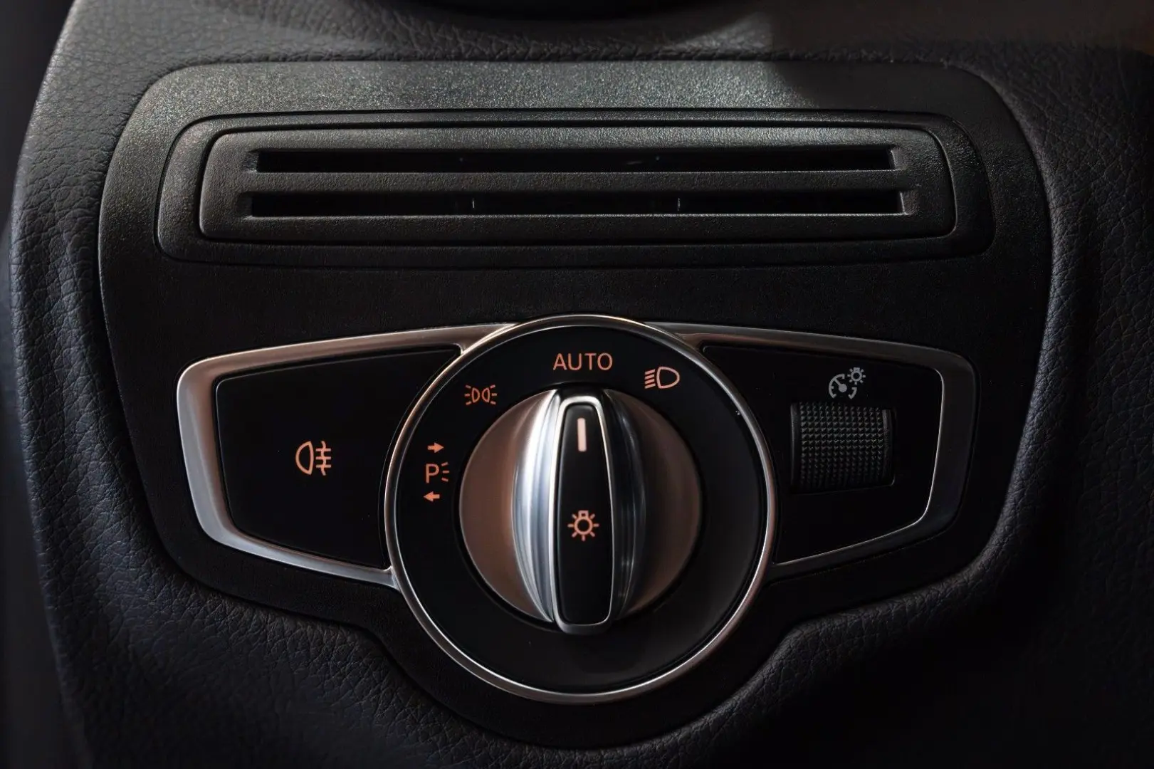 GLC 63 AMG 4Mat. PERF.ABGAS NIGHT PANO 20 LM 1HD