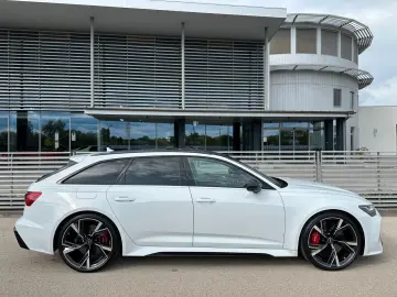 RS6 Avant 4.0 TFSI quattro
