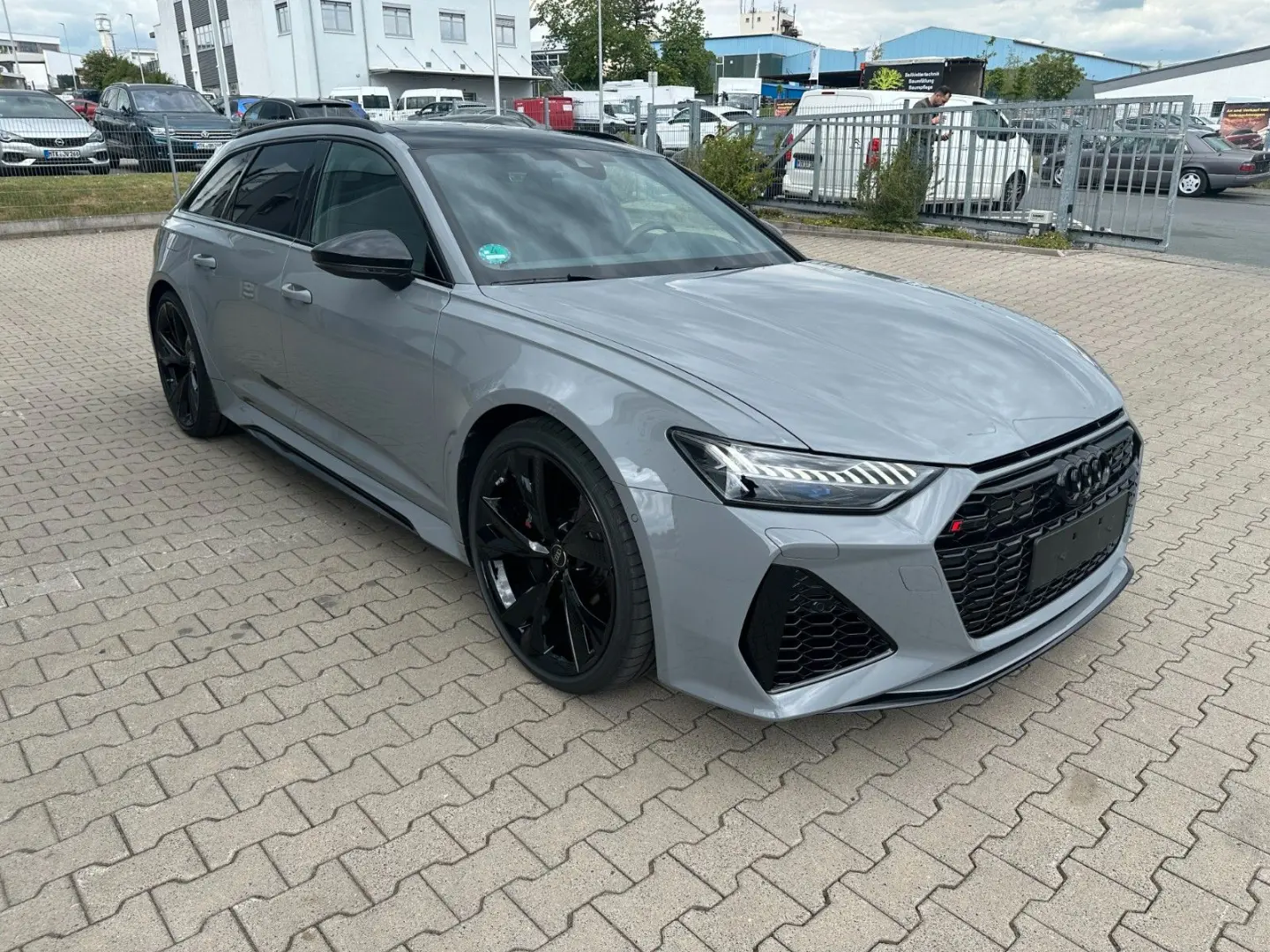 RS 6 Av. 4.0 quattro Pano DynamickPak 23 schwarz