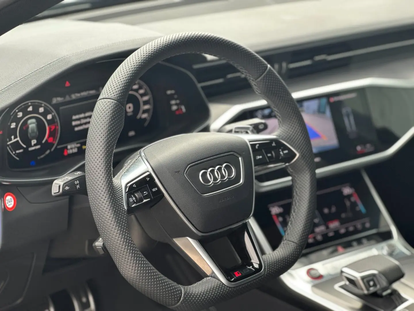 RS 6 Av. 4.0 quattro Pano DynamickPak 23 schwarz