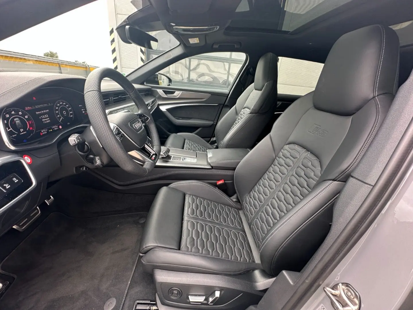 RS 6 Av. 4.0 quattro Pano DynamickPak 23 schwarz