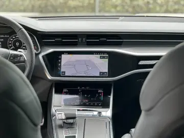 RS 6 Av. 4.0 quattro Pano DynamickPak 23 schwarz