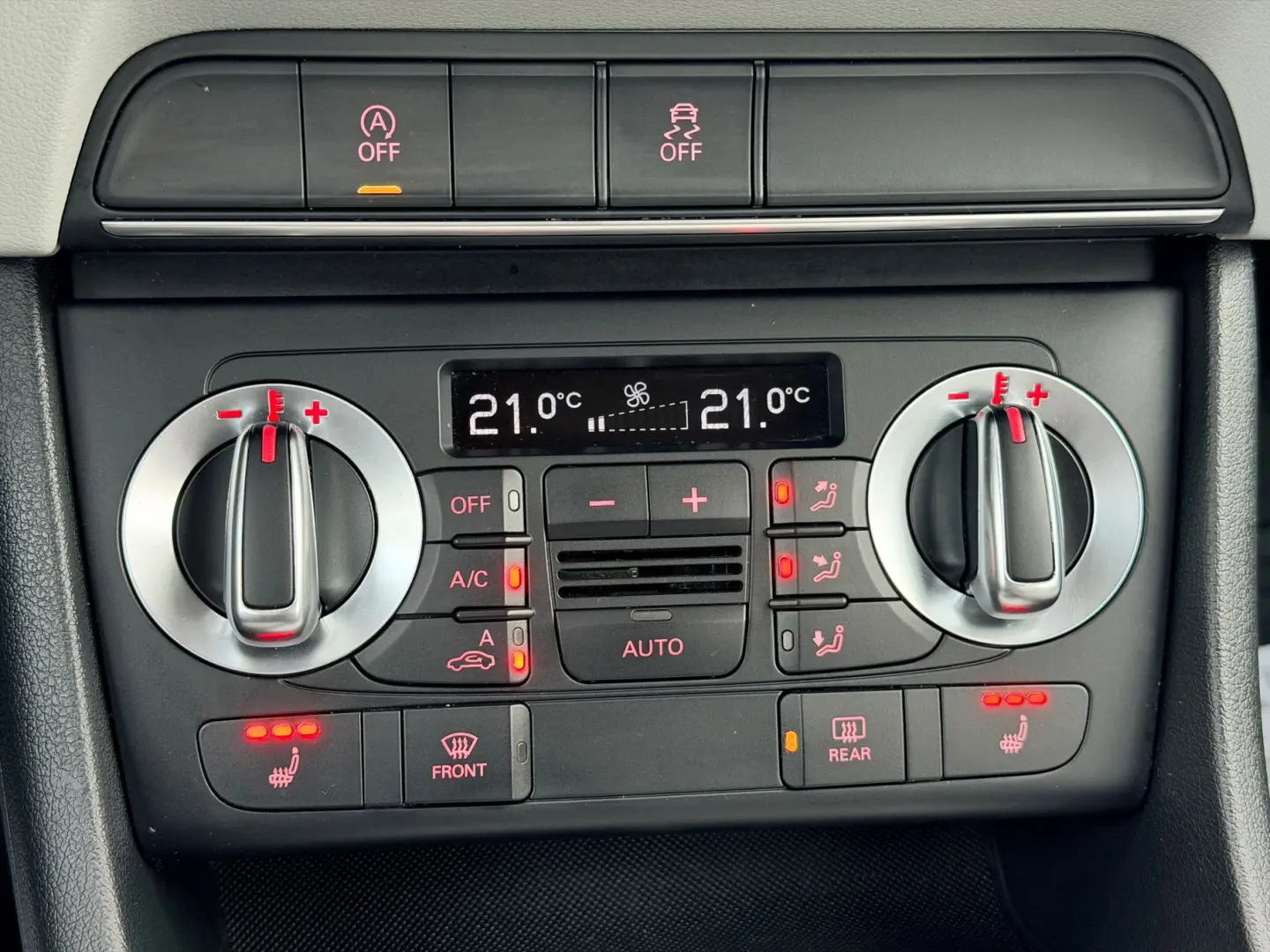 AUDI Q3 2014 2.0D E5 Garantie 12 Luni Rate Avans 0 Doar Cu B