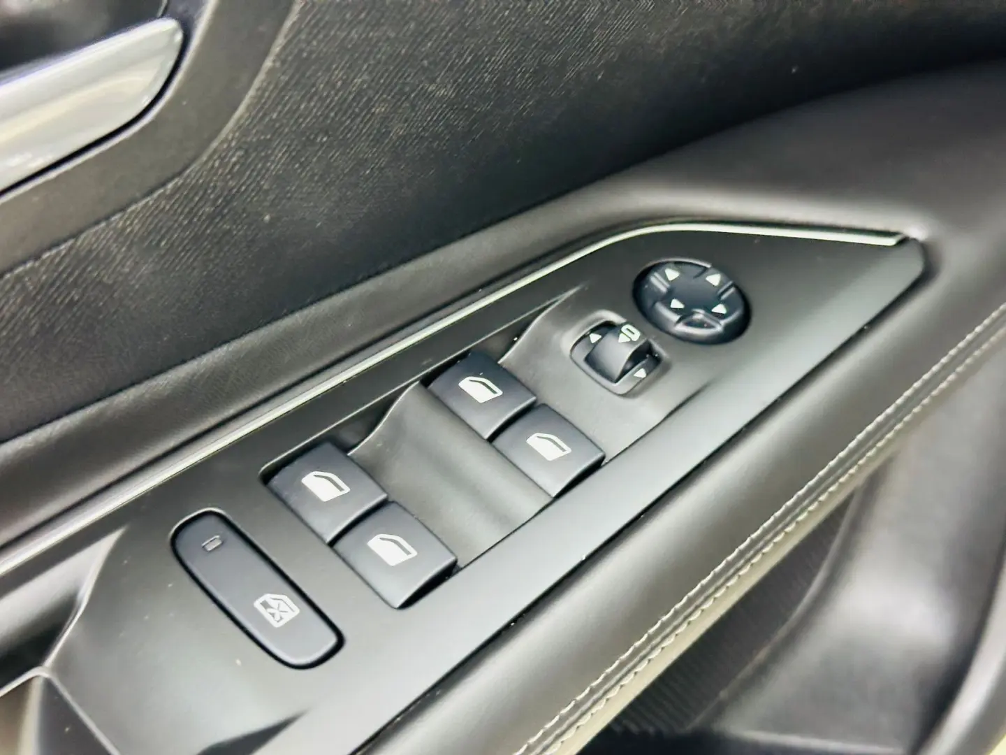 PEUGEOT 3008 2017 1.2I E6 Garantie 12 Luni Rate Avans 0 Doar