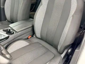 PEUGEOT 3008 2020 1.2I E6 Garantie 12 Luni Rate Avans 0 Doar