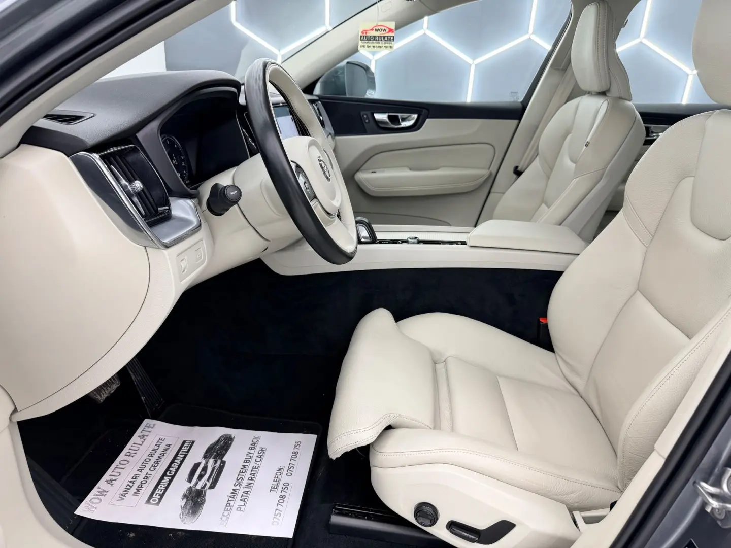 VOLVO Xc-60 2020 2.0D E6 4x4 Garantie 12 Luni Rate Avans 0 D