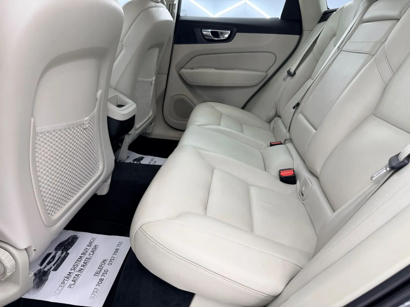 VOLVO Xc-60 2020 2.0D E6 4x4 Garantie 12 Luni Rate Avans 0 D