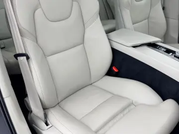 VOLVO Xc-60 2020 2.0D E6 4x4 Garantie 12 Luni Rate Avans 0 D