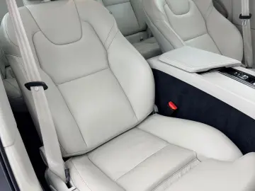 VOLVO Xc-60 2020 2.0D E6 4x4 Garantie 12 Luni Rate Avans 0 D