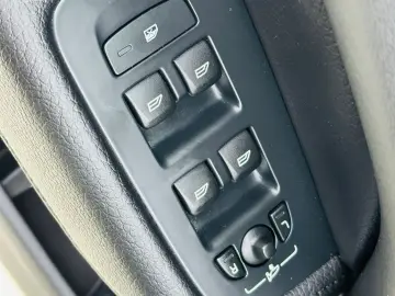 VOLVO Xc-60 2018 4x4 2.0D E6 GARANTIE Rate Avans 0 Doar Cu B