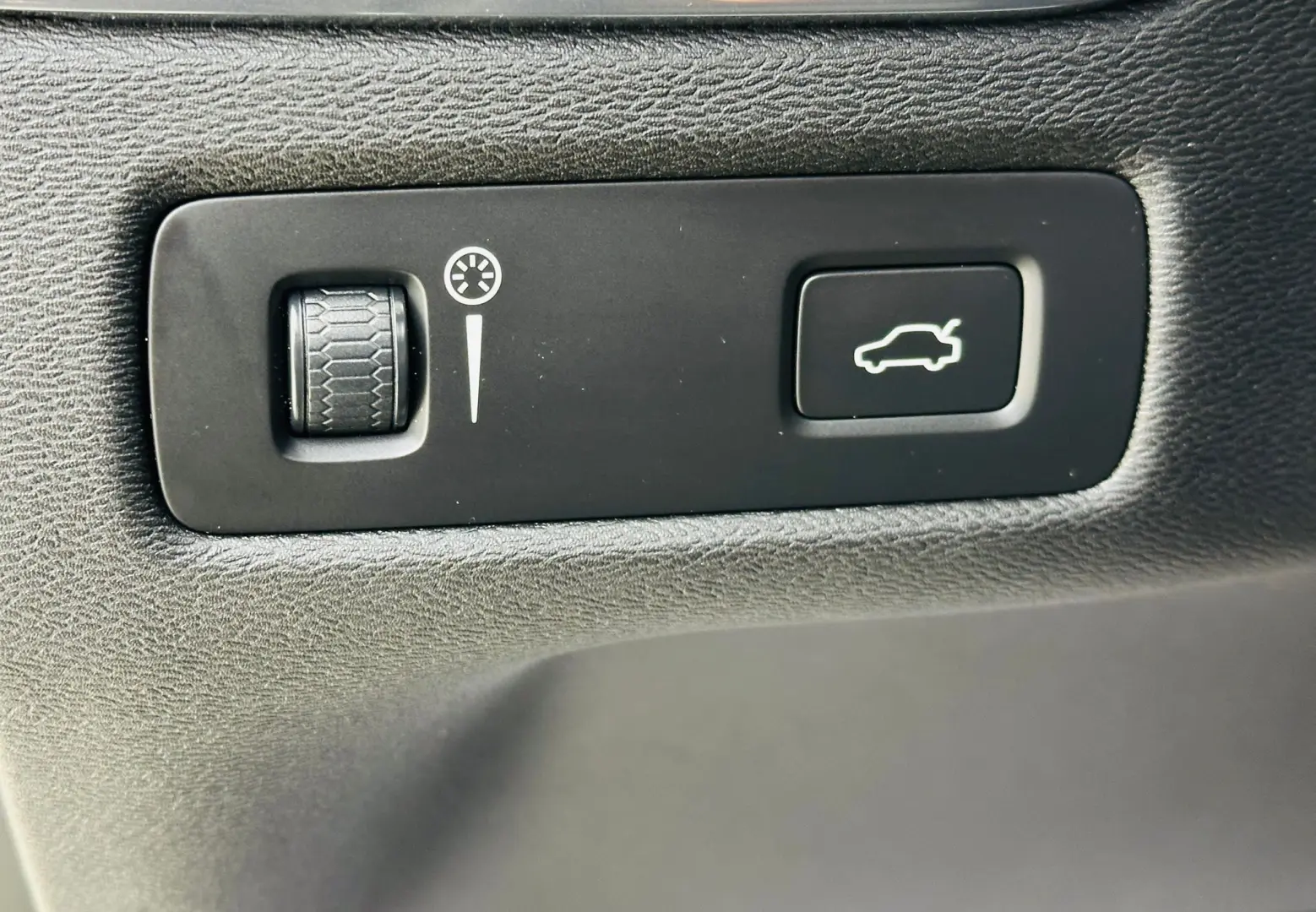 VOLVO Xc-60 2018 4x4 2.0D E6 GARANTIE Rate Avans 0 Doar Cu B