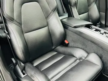 VOLVO Xc-60 2018 4x4 2.0D E6 GARANTIE Rate Avans 0 Doar Cu B