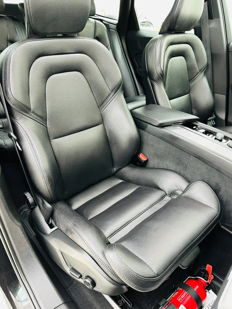 VOLVO Xc-60 2018 4x4 2.0D E6 GARANTIE Rate Avans 0 Doar Cu B