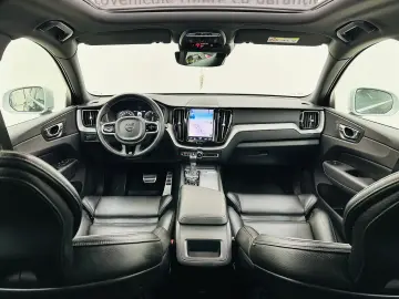 VOLVO Xc-60 2018 4x4 2.0D E6 GARANTIE Rate Avans 0 Doar Cu B