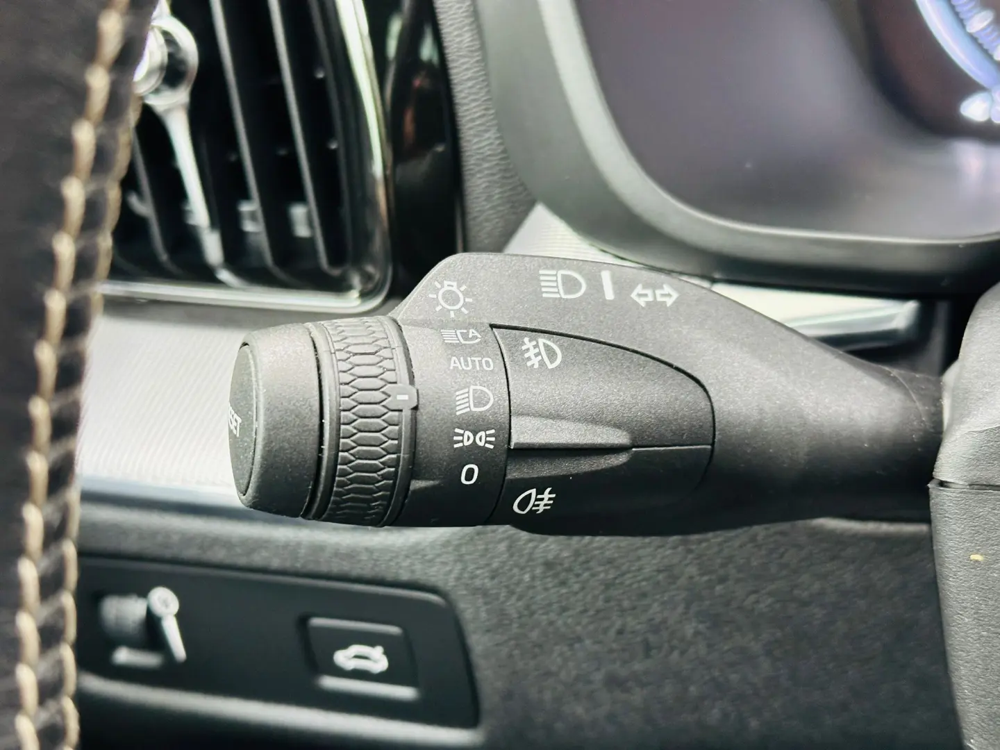 VOLVO Xc-60 2018 4x4 2.0D E6 GARANTIE Rate Avans 0 Doar Cu B