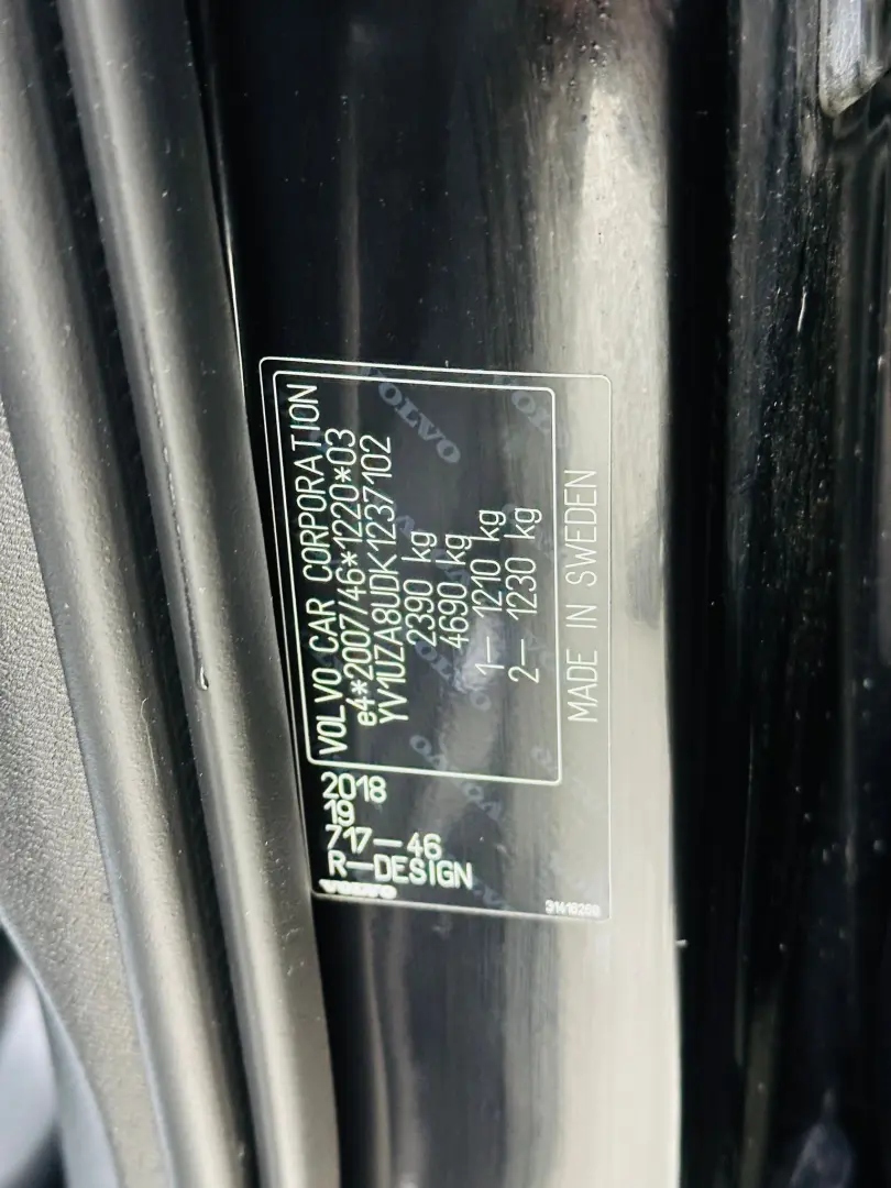 VOLVO Xc-60 2018 4x4 2.0D E6 GARANTIE Rate Avans 0 Doar Cu B