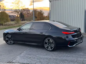 i7 xDrive 60 M Sport B&W Crystal