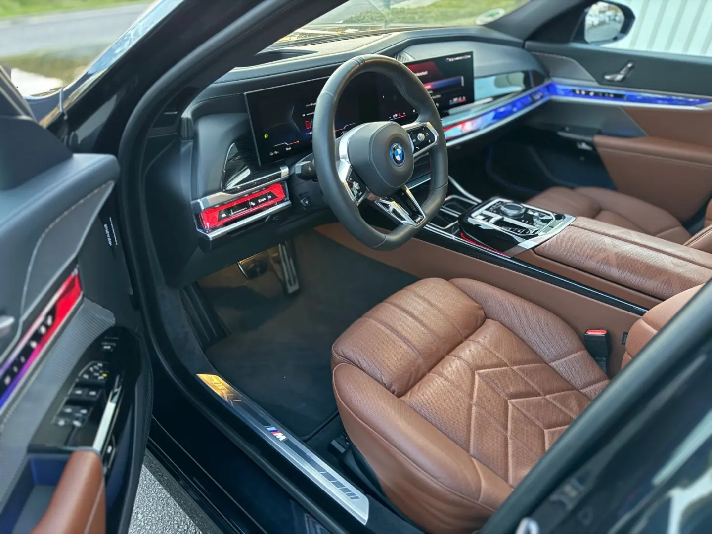 i7 xDrive 60 M Sport B&W Crystal