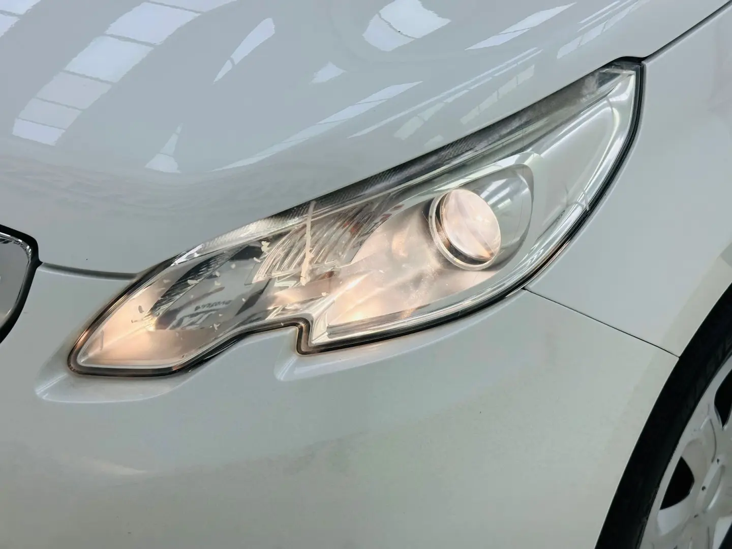 PEUGEOT 2008 2014 1.2I E5 GARANTIE 12 LUNI Rate Avans 0 Doar