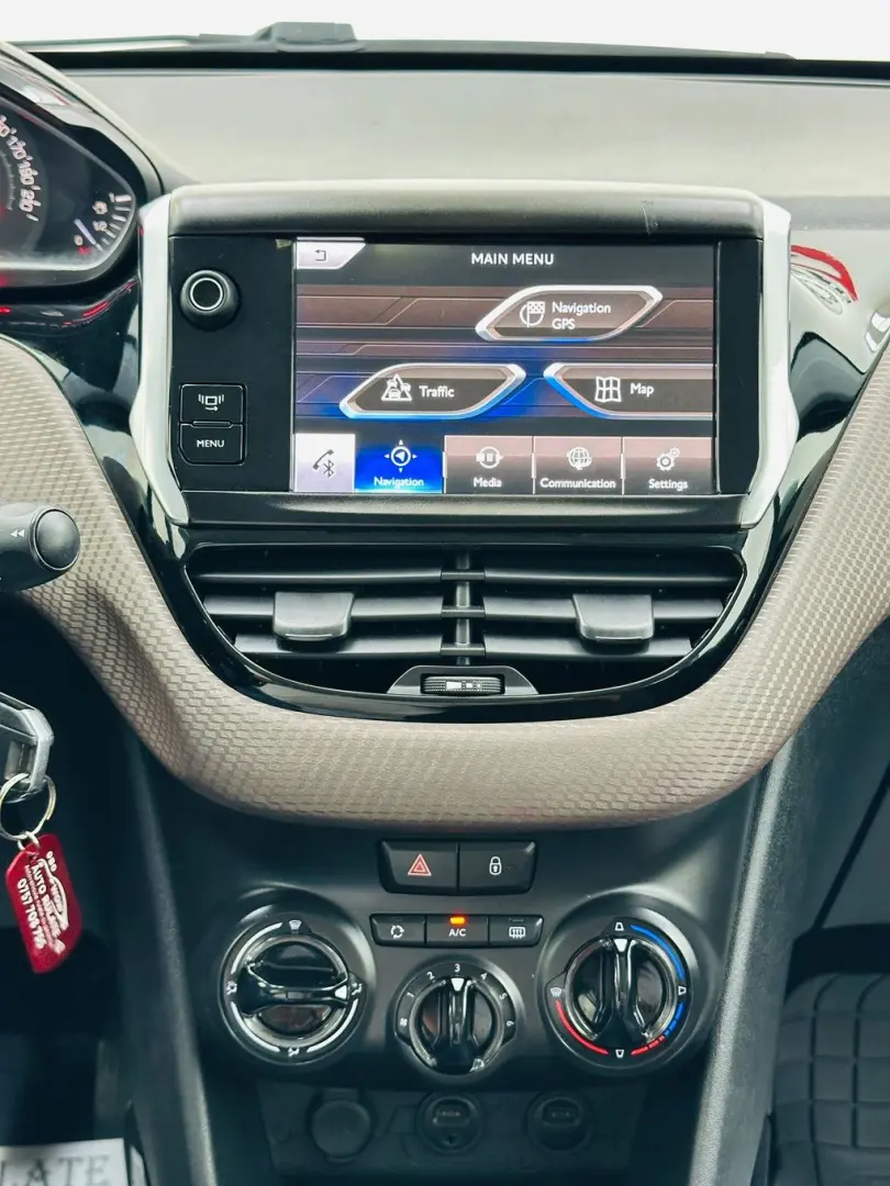 PEUGEOT 2008 2014 1.2I E5 GARANTIE 12 LUNI Rate Avans 0 Doar