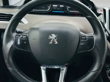 PEUGEOT 2008 2014 1.2I E5 GARANTIE 12 LUNI Rate Avans 0 Doar