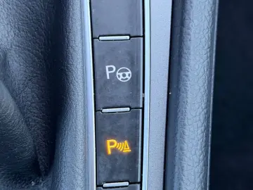 VOLKSWAGEN GOLF 2014 1.6D E5 Garantie 12 Luni Rate Avans 0 D