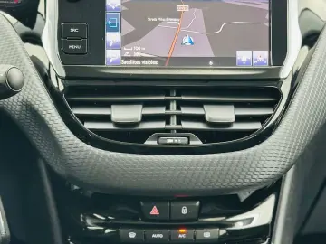 PEUGEOT 2008 2016 1.2I E6 GARANTIE 12 LUNI Rate Avans 0 Doar