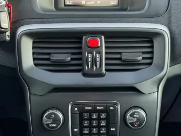 VOLVO V40 2015 1.6D E5 Garantie 12 Luni Rate Avans 0 Doar Cu