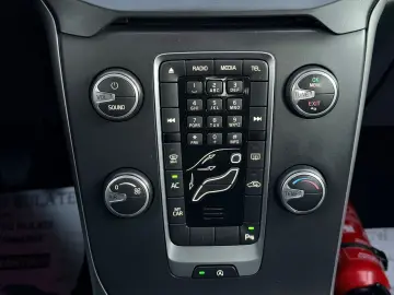 VOLVO V40 2015 1.6D E5 Garantie 12 Luni Rate Avans 0 Doar Cu