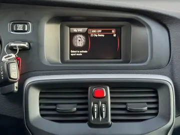 VOLVO V40 2015 1.6D E5 Garantie 12 Luni Rate Avans 0 Doar Cu