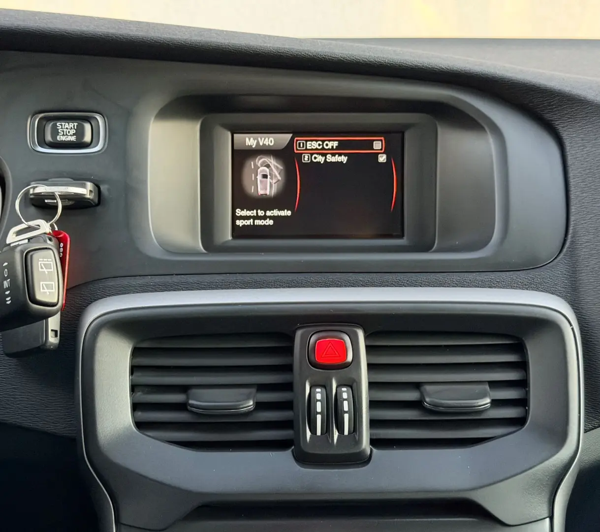 VOLVO V40 2015 1.6D E5 Garantie 12 Luni Rate Avans 0 Doar Cu