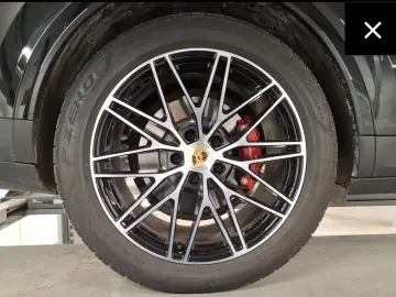 Cayenne Coupe S E-Hybrid HAL PDCC HeadUp 18Wege