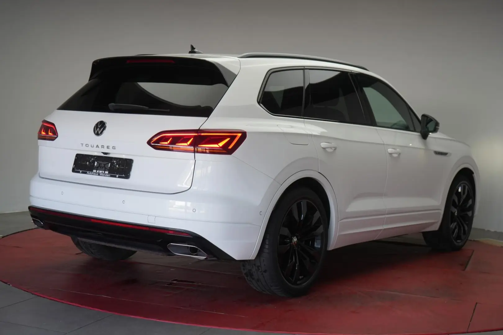 Touareg 3.0 V6 TDI 4Motion R line Leder ACC Kame