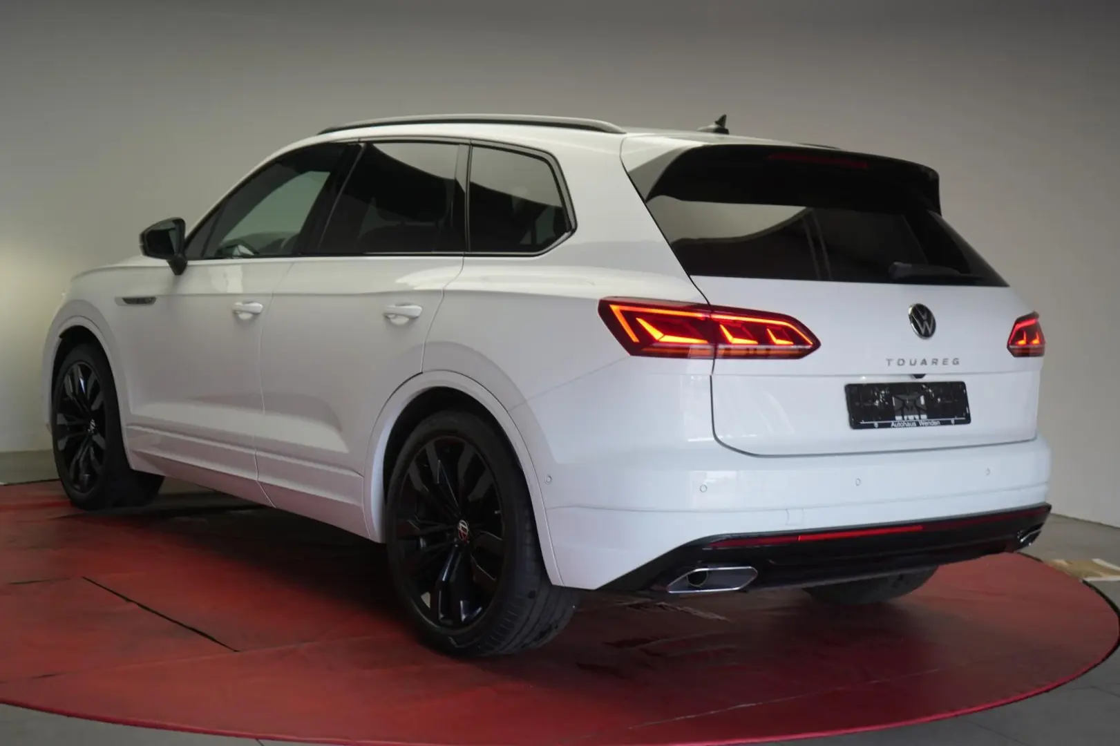 Touareg 3.0 V6 TDI 4Motion R line Leder ACC Kame