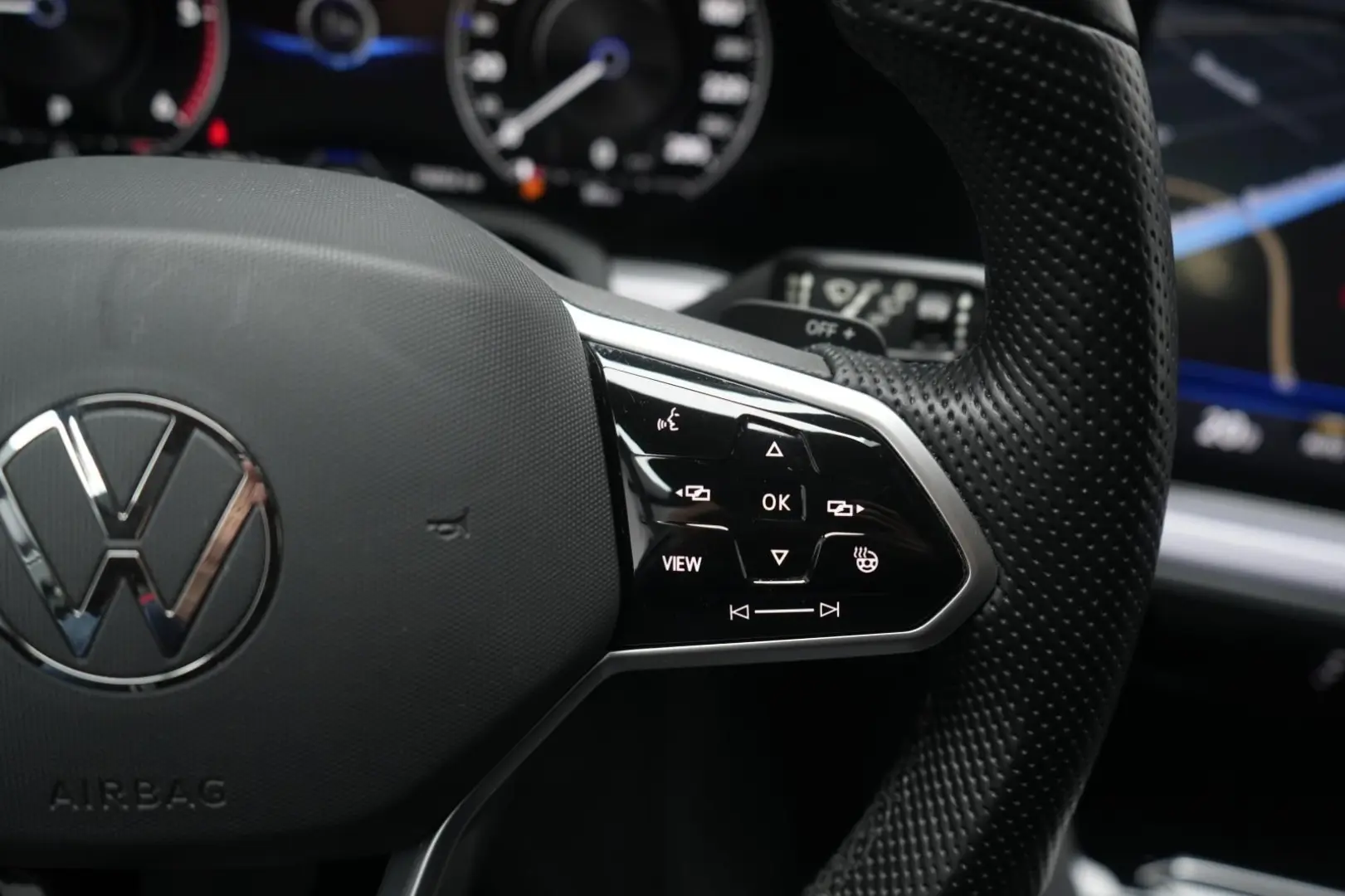 Touareg 3.0 V6 TDI 4Motion R line Leder ACC Kame