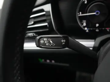 Touareg 3.0 V6 TDI 4Motion R line Leder ACC Kame