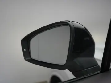 Touareg 3.0 V6 TDI 4Motion R line Leder ACC Kame