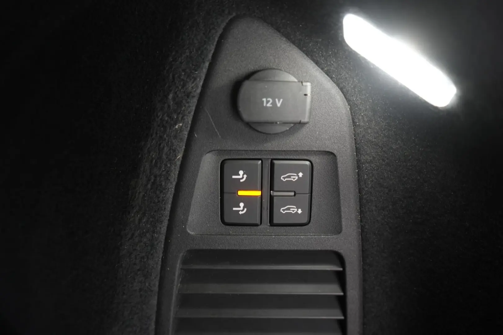 Touareg 3.0 V6 TDI 4Motion R line Leder ACC Kame