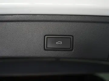 Touareg 3.0 V6 TDI 4Motion R line Leder ACC Kame